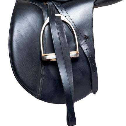 Lightweight pony saddle