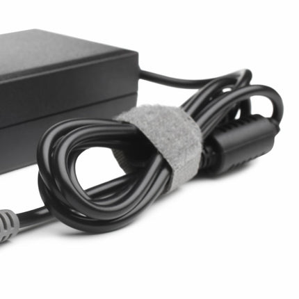 Universal laptop charger